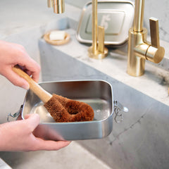 Trauku birste ar kokosriekstu sariņiem